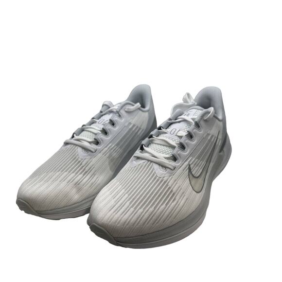 New in Box Nike Air Winflo 9 Womens size 11 - Picture 2 of 5